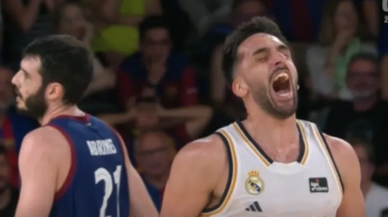 Sestřih dramatického závěru utkání Barcelona – Real