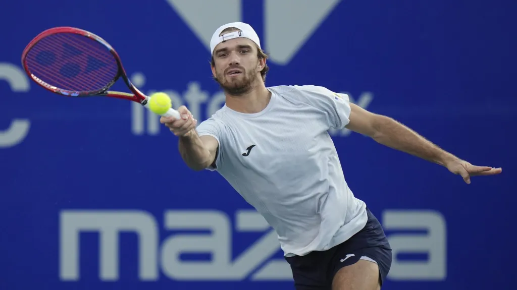 Tomáš Macháč postoupil v Acapulcu už do semifinále