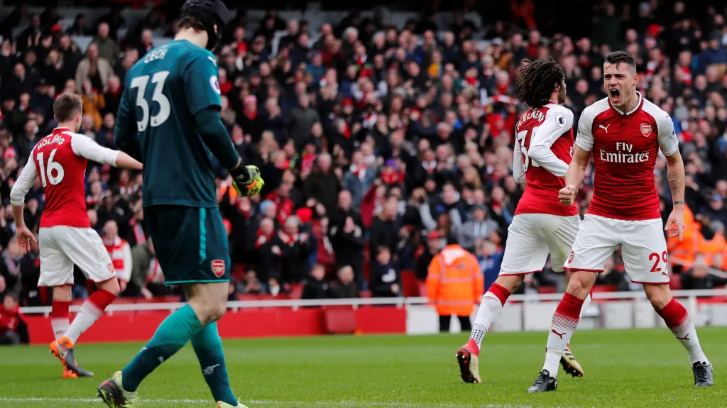 Čech poté, co v Arsenalu poprvé chytil penaltu