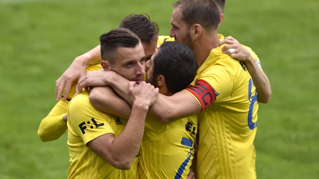 Slavící fotbalisté Zlína