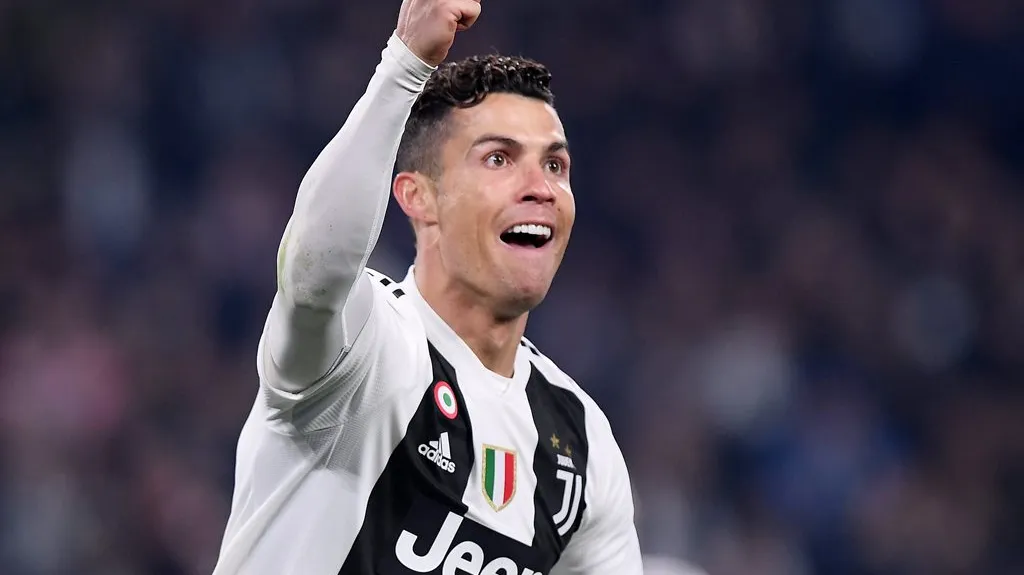 Cristiano Ronaldo z Juventusu se raduje z gólu v síti Atlética Madrid