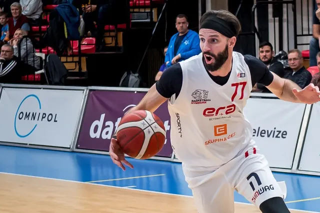 Nymburk rozstřílel Brno 95:57