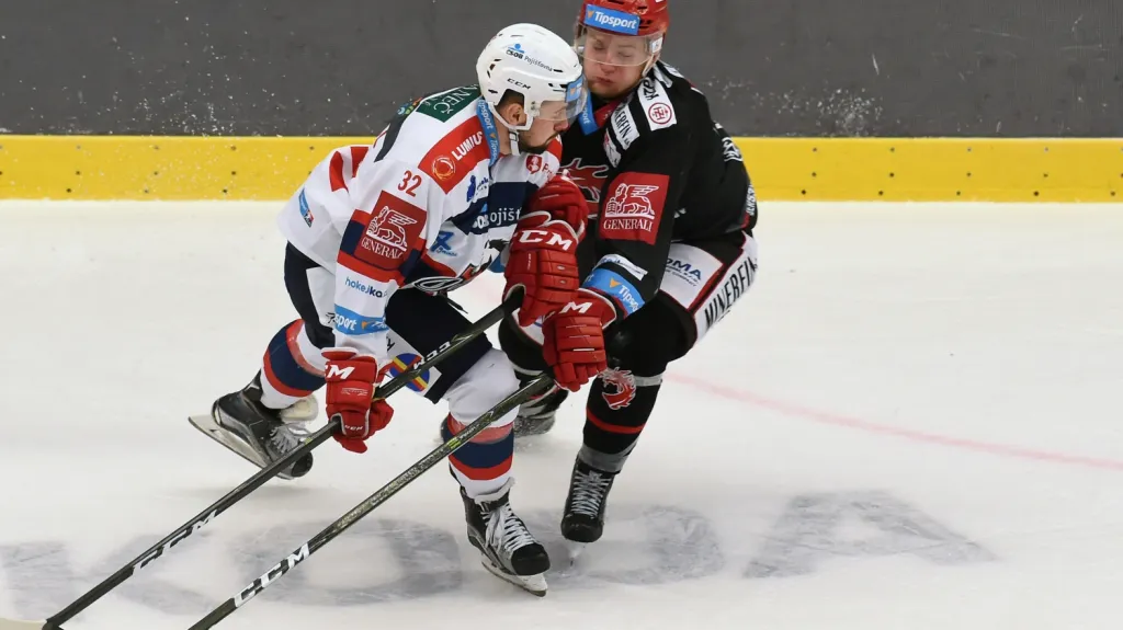 Rostislav Marosz (vlevo) v utkání proti Třinci