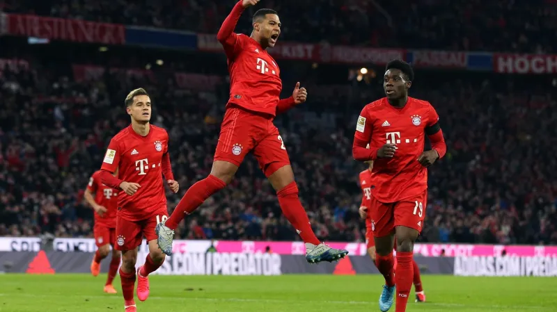 Serge Gnabry se raduje z gólu Bayernu Mnichov