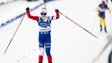 Sestřih masáku žen v Oslu