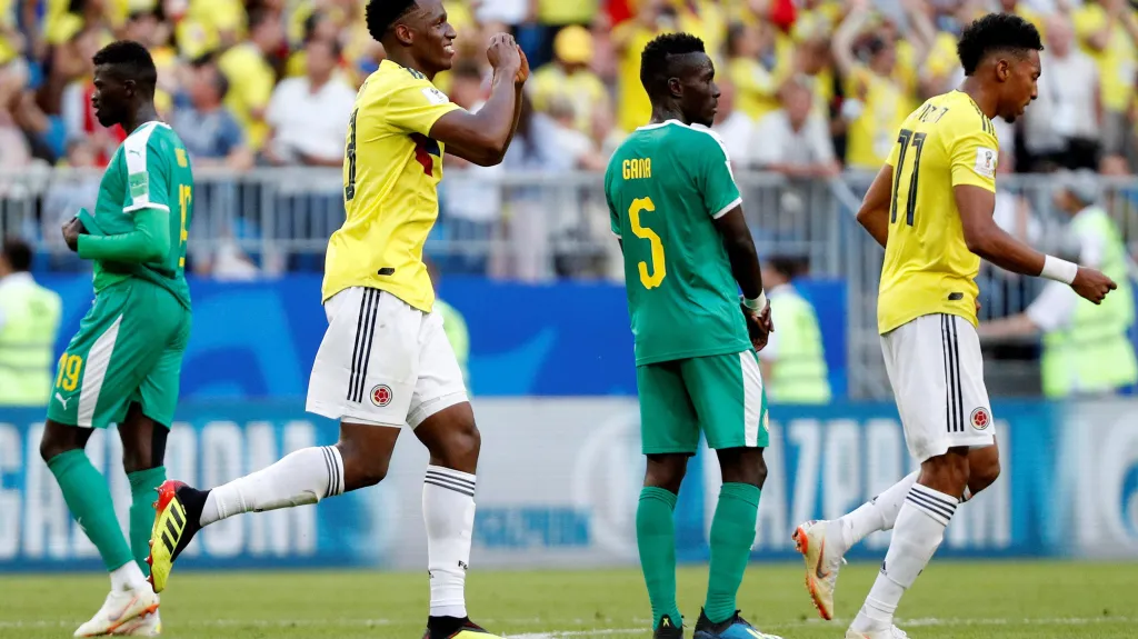Kolumbijský obránce Mina slaví branku v utkání proti Senegalu