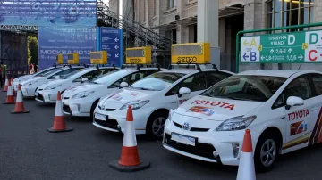 Doprovodná vozidla pro moskevský mararton