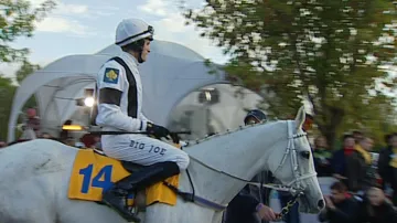 Sixteen a žokej Josef Bartoš