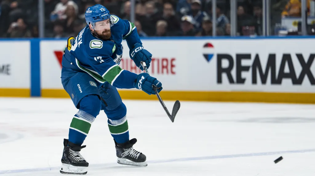 Filip Hronek v dresu Vancouveru