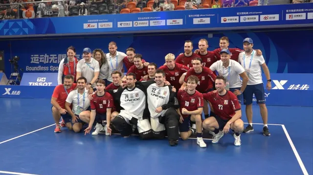 Ve florbalovém dvojboji se Švýcarskem uspěli jen muži