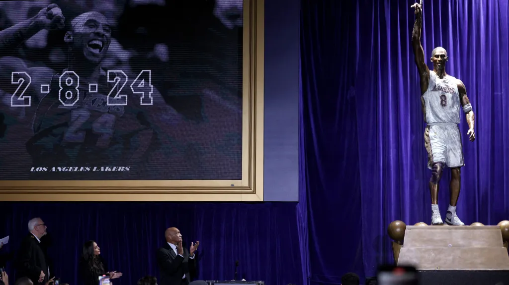 Socha Kobeho Bryanta