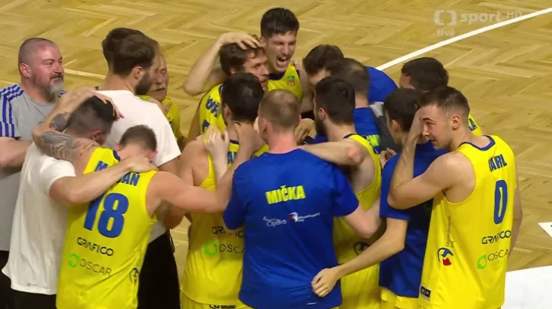 Drama v závěru finále a emotivní reakce Petra Czudka po zisku titulu