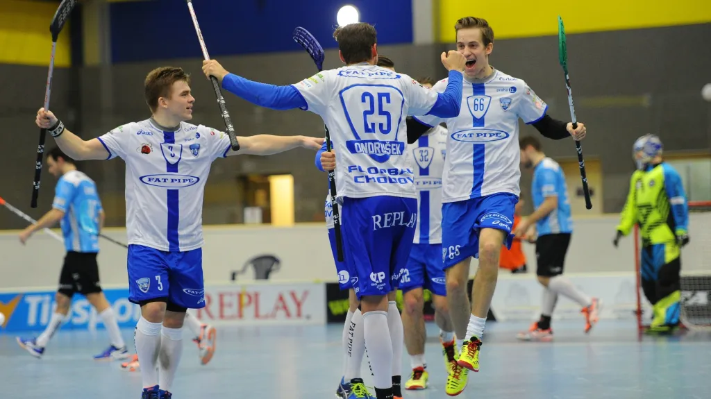 Florbalisté Chodova se radují z gólu