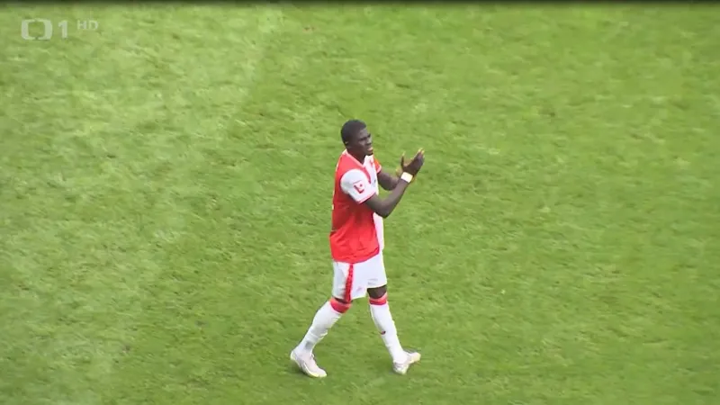 Diouf se v utkání s Drážďanami rozloučil se Slavií