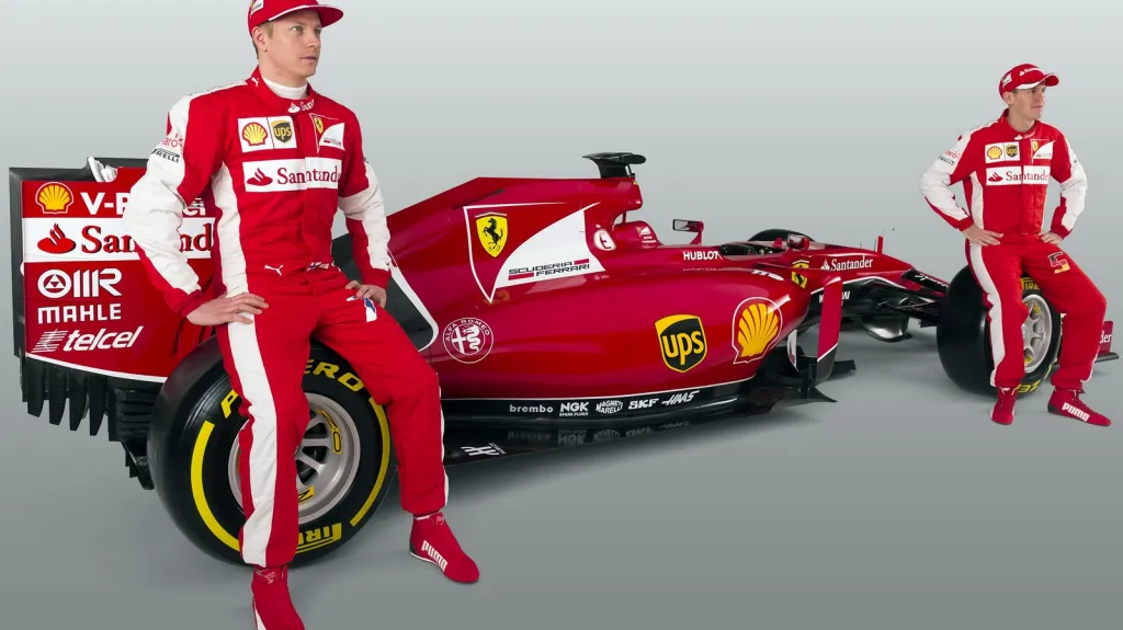 Kimi Räikkönen a Sebastian Vettel s novým monopostem Ferrari