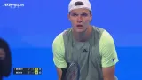 Jakub Menšík vyřadil v Dubaji bývalou jedničku Murrayho