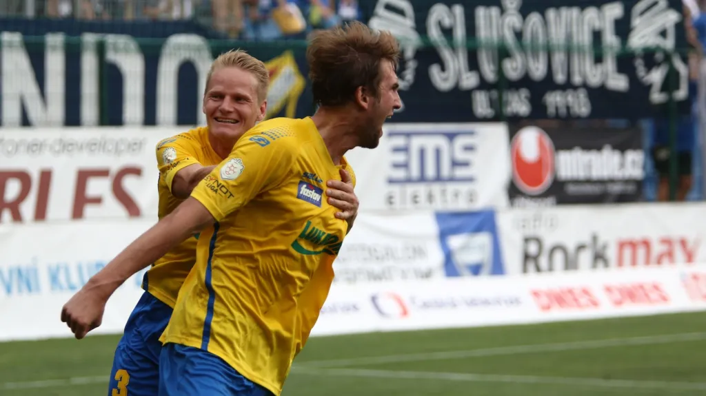 Zlínský Tomáš Poznar slaví vstřelenou branku