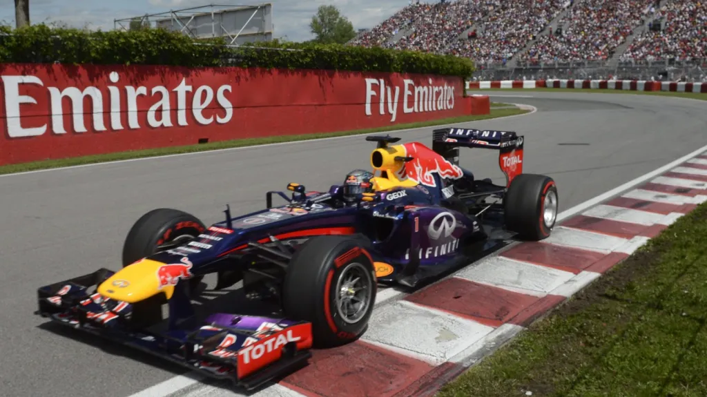 Sebastian Vettel s vozem Red Bull
