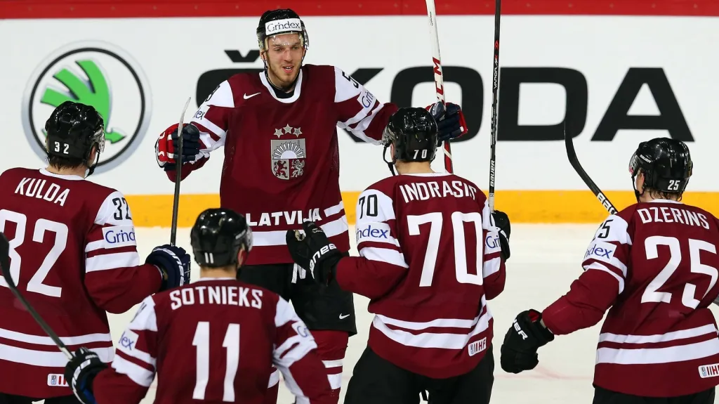 Radující se hráči Lotyšska