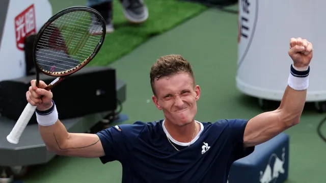 Lehečka je v Šanghaji poprvé v osmifinále, Siniaková prošla ve Wu-chanu do 2. kola