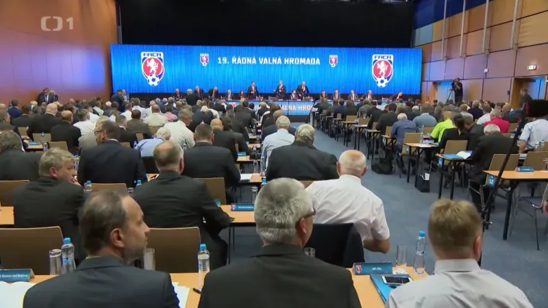 Valná hromada nového předsedu FAČR nezvolila