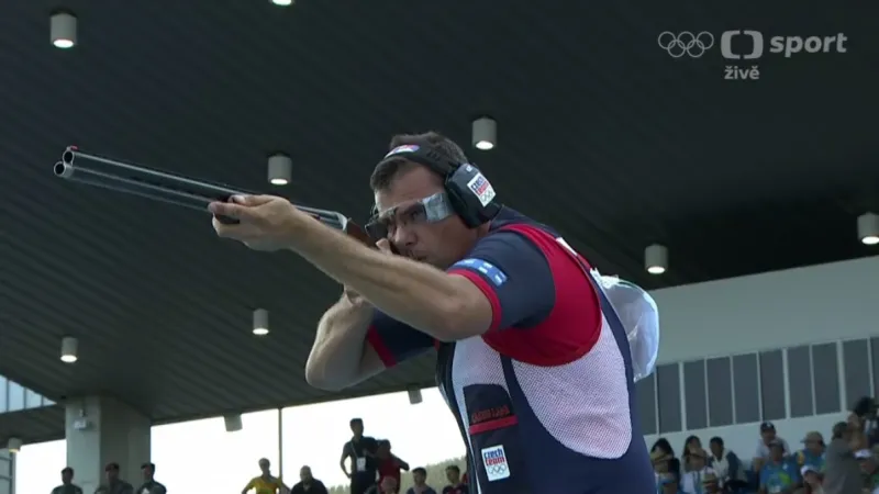 Kosteleckému v trapu těsně unikla medaile