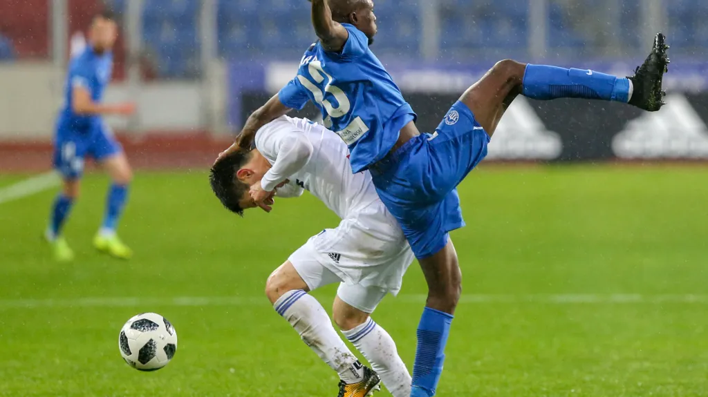 V duelu mezi Baníkem a Libercem se nakonec radovali Severočeši