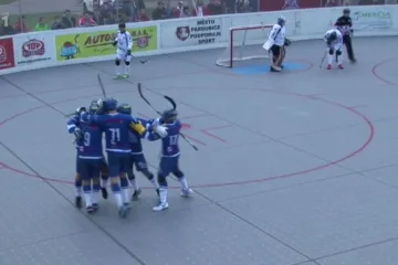 Slavící hokejbalisté Pardubic