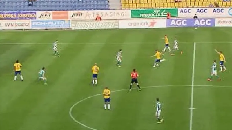 Salami má stop na čtyři utkání, Rogoz platí pokutu