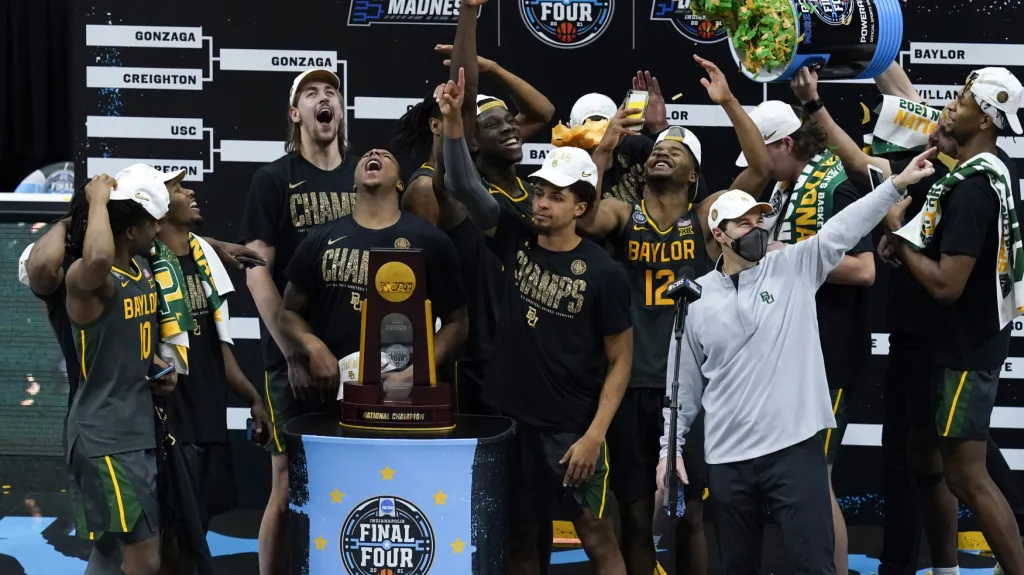 Basketbalisté univerzity Baylor po triumfu ve finále NCAA