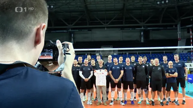 Volejbalisty na Filipínách navštívil i velvyslanec