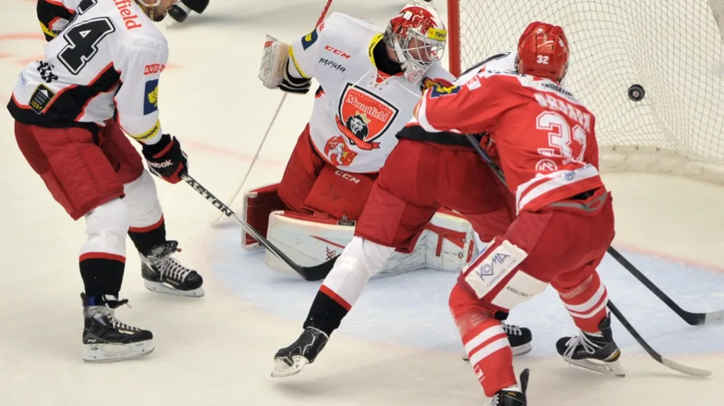 Utkání Třinec - Hradec Králové