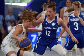 České basketbalistky 3x3 v utkání s Maďarskem