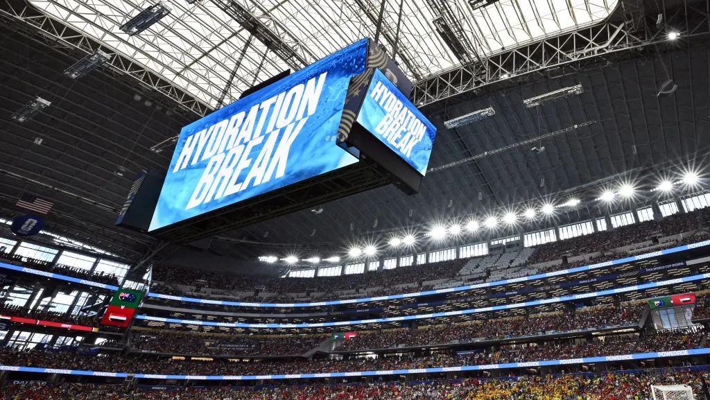 Velká obrazovka na Dallas Stadium v Arlingtonu