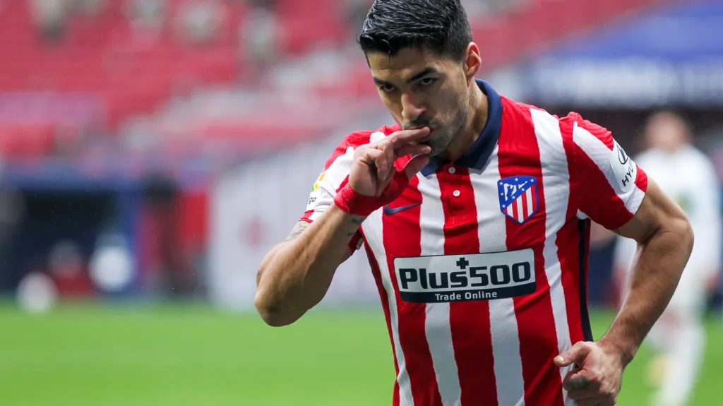 Luis Suárez slaví gól