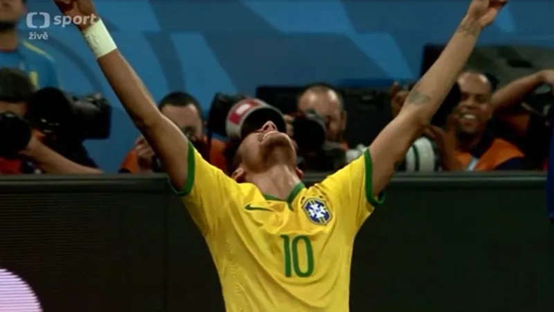 Neymar se díky dvěma brankám posunul do čela střelců