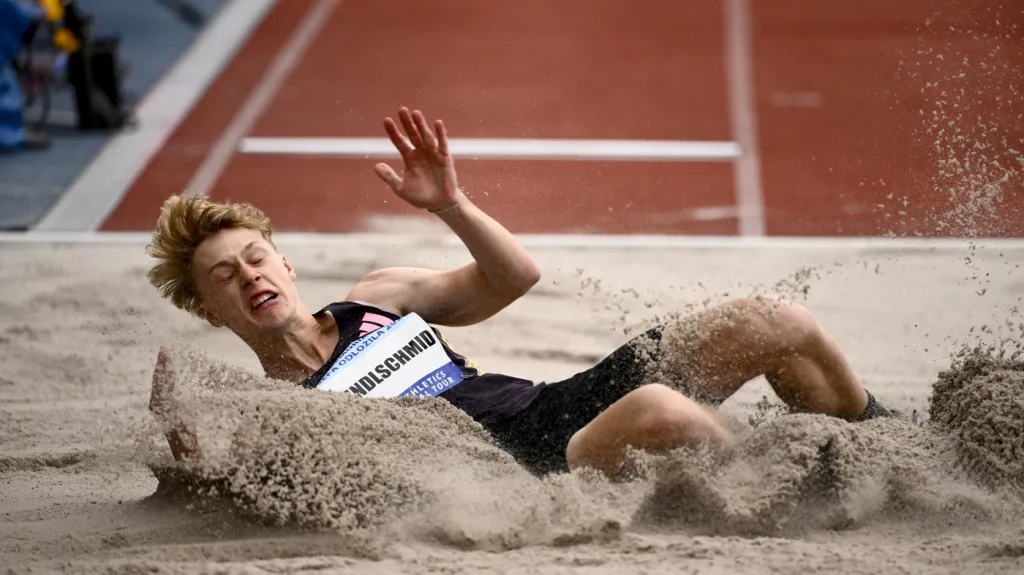 Dálkař Petr Meindlschmid na Memoriálu Josefa Odložila