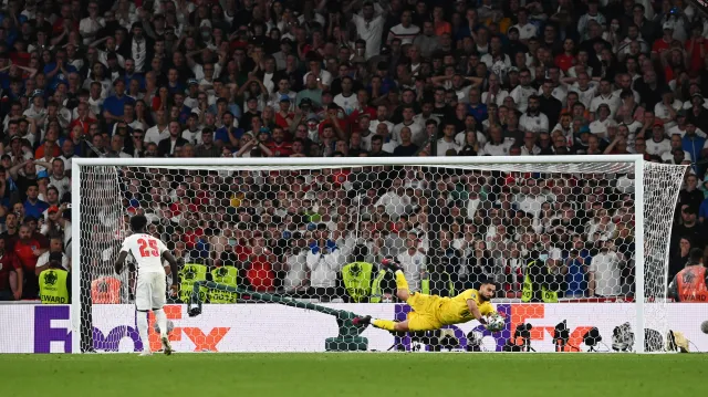 Penaltový rozstřel ve finále Itálie - Anglie