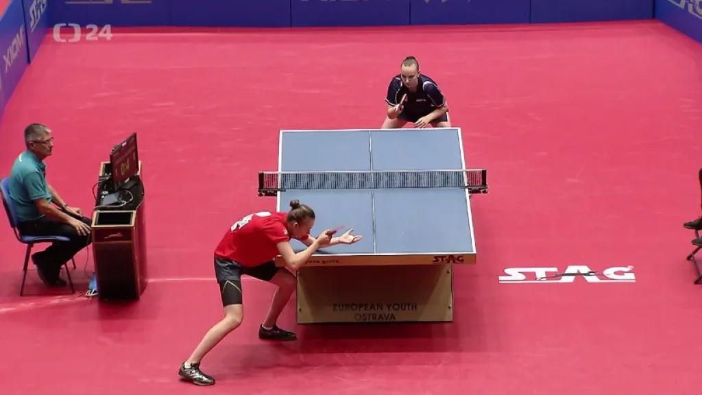 Juniorské stolní tenistky na domácím ME