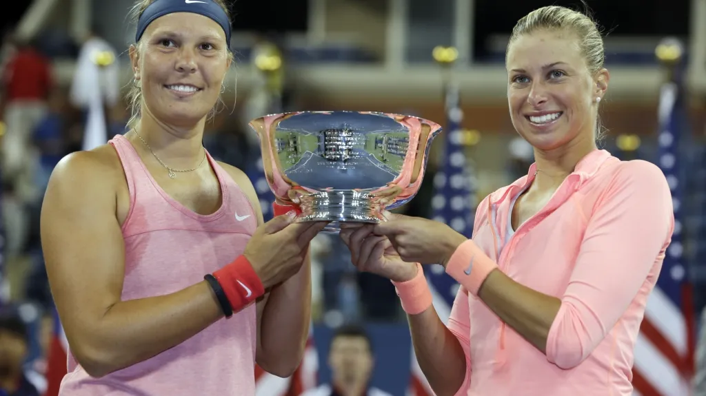 Andrea Hlaváčková a Lucie Hradecká