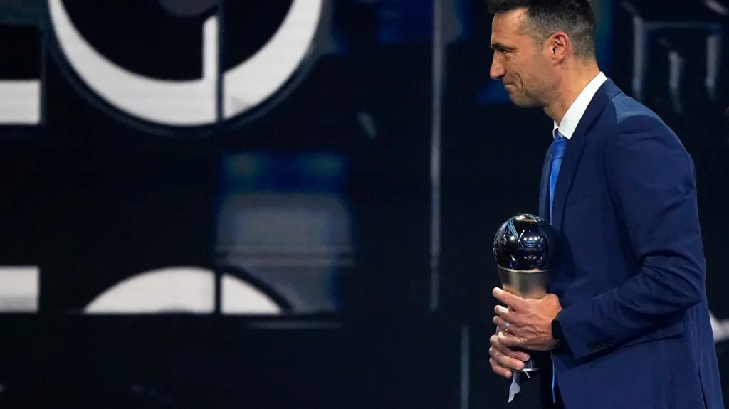 Lionel Scaloni s cenou nejlepšího trenéra roku podle FIFA