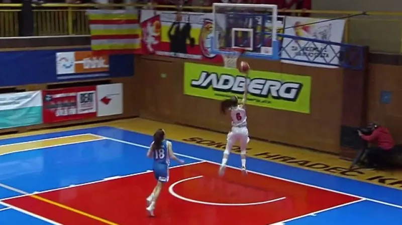 Basketbalistky Hradce deklasovaly Trutnov