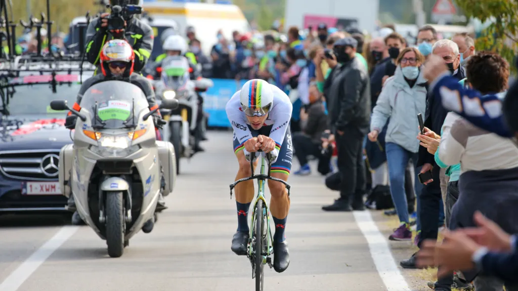 Filippo Ganna byl v časovce na Giru nejrychlejší