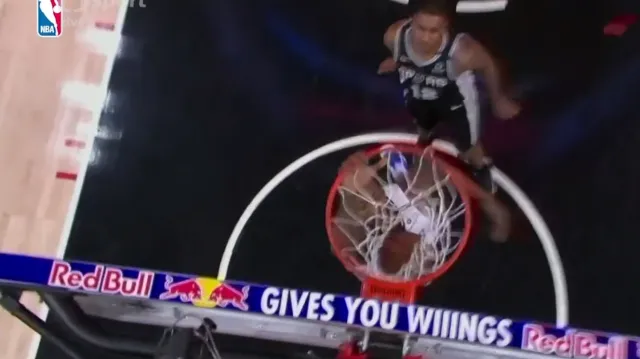 Clippers otočili duel se Spurs, Celtics si poradili s Hawks