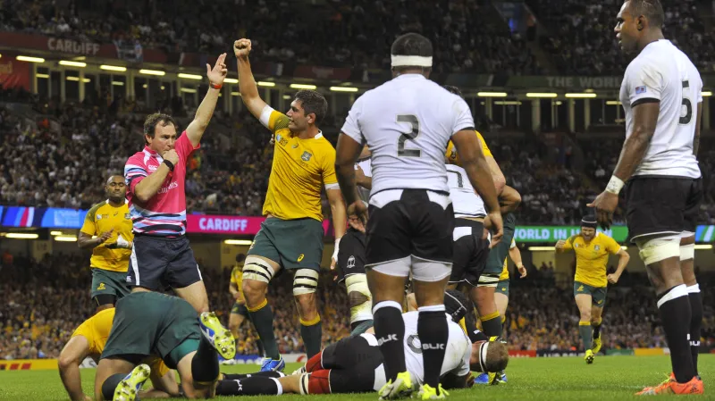 Australská pětka dosažená po autu a ukázkovém maulu