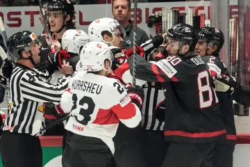 Potyčka v utkání Kanada – Švýcarsko