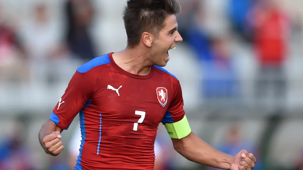 Kapitán české jednadvacítky Aleš Čermák slaví vstřelenou branku