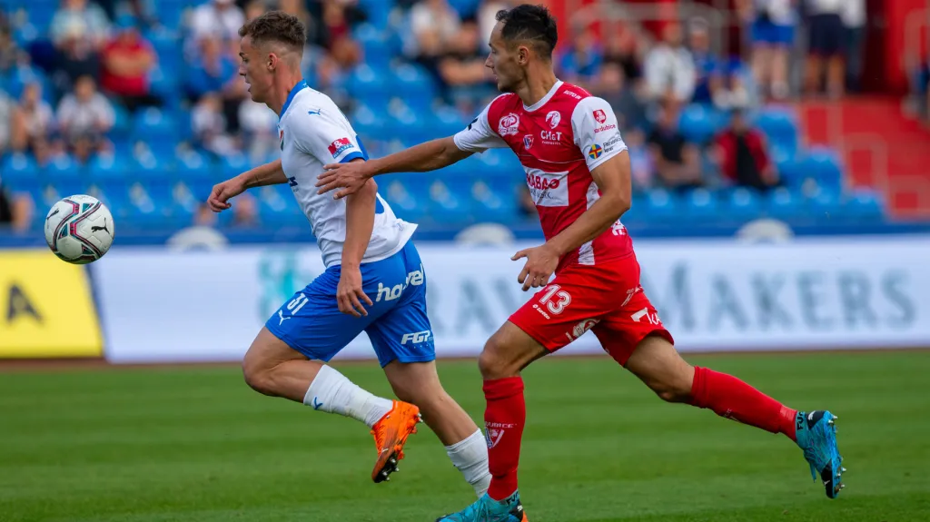 V zápase Ostravy s Pardubicemi stíhá Šašinku Šejvl