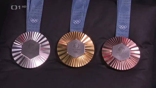 Tajná přísada olympijských medailí – kousky kovu z Eiffelovy věže