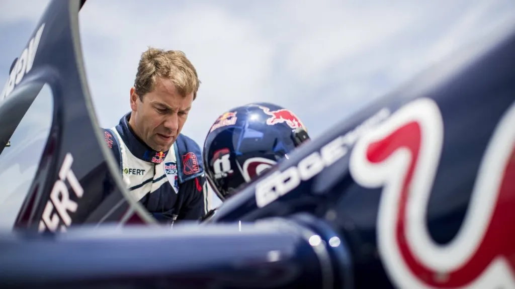 Martin Šonka před závodem Red Bull Air Race v Čibě